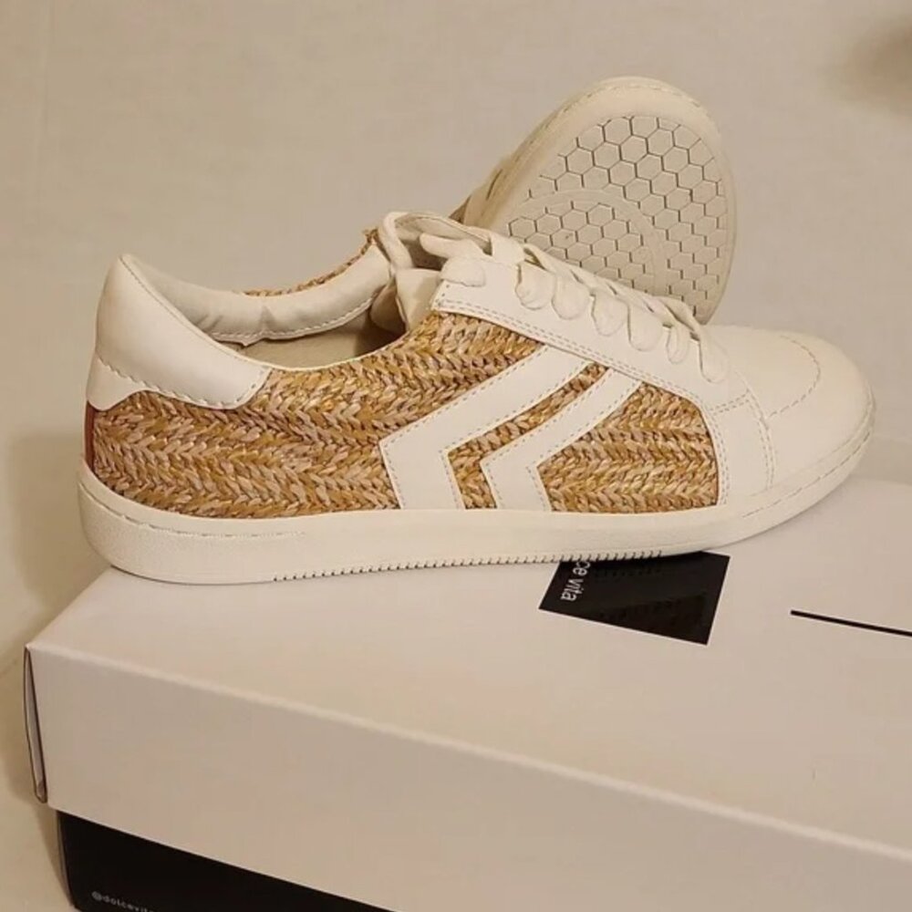 Dolce Vita "Neo" Sneaker 9.5 - Picture 1 of 8